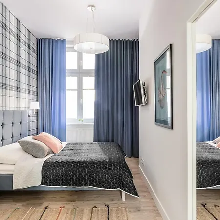 Appartement Sanhaus - Fiszera 6 - 2 Minuty Od Deptaka, 5 Minut Od Plazy